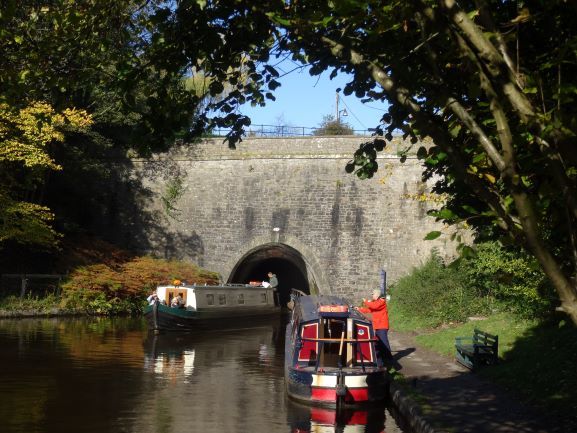 On the canal t Chirk.